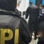 Puerto Madryn: allanamientos por amenazas con armas de fuego difundidas en redes sociales