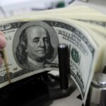El dólar cerró junio con una suba cercana al 5% y crece la atención sobre el segundo semestre