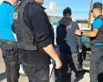 Expareja fue detenida tras ser acusada de secuestrar, golpear y abusar sexualmente de una mujer